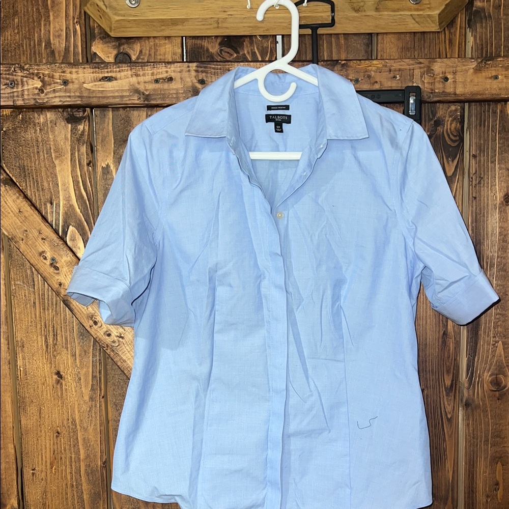 Talbots Pale Blue Short Sleeve Button-Up Blouse